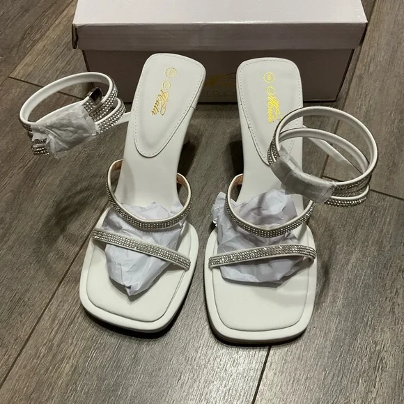New in Box - Rhinestone Strap Heels – White | Size 8 | Wrap Around - Picture 1 of 6